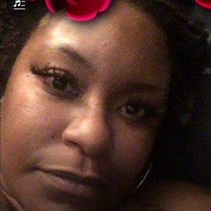 Meet your Posher, Lena